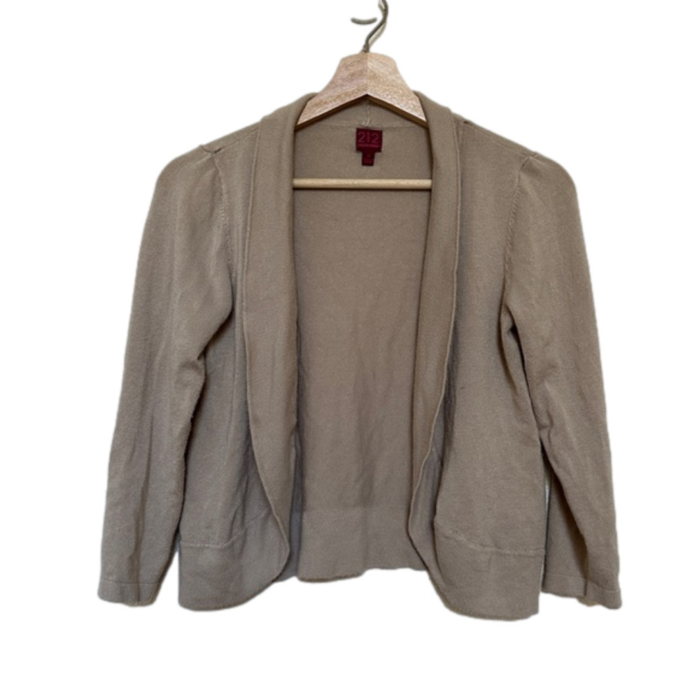 212 Collection Beige Tan Collared Cropped Cardigan Sweater Layering Women’s Fall